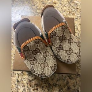 Gucci baby booties